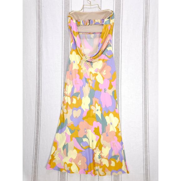 ASTR Dress  Annabeth Sz Med Wedding Guest Butter Yellow Floral Sleeveless Maxi - Picture 4 of 12